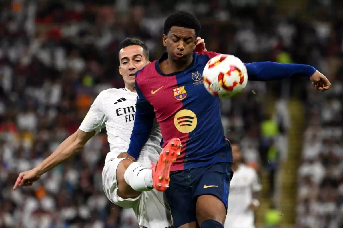 Barcelona Süper Kupa’da Real Madrid’i 5-2 Yenerek Şampiyon Oldu