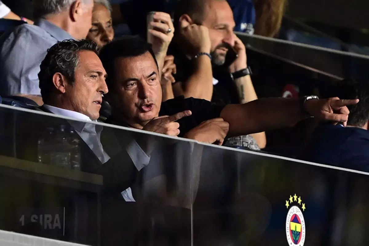 Fenerbahçe, Acun Ilıcalı’nın gözdesini takımdan gönderiyor