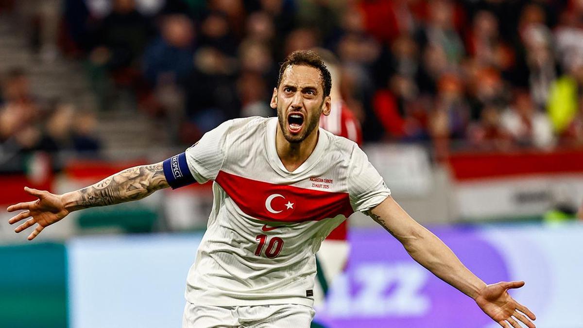 Hakan Çalhanoğlu: Artık hedefimiz Dünya Kupası